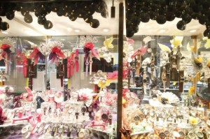 Bars and shops in the Marais (25)