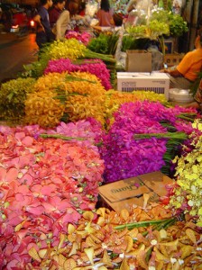 Pak Klong Talad by Morakot Photo courtesy of flickr: Morakot