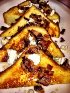 french toast w-blue cheese meridian cafe (2)